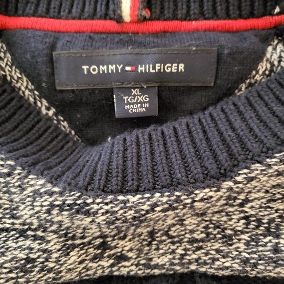 Tommy Hilfiger Sweater - Picture 2 of 3